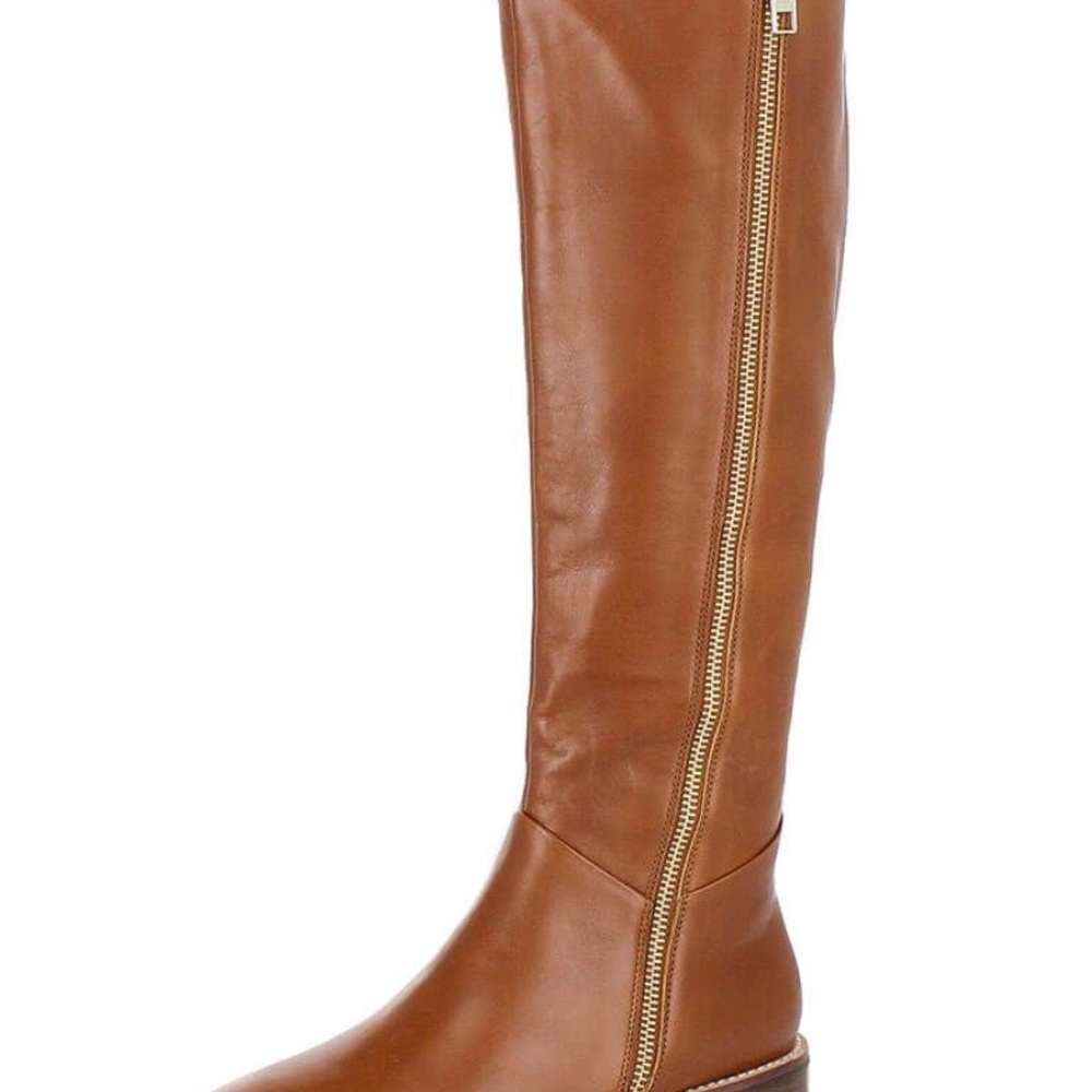 Elaine Turner Tesla Boot - Picture 5 of 9